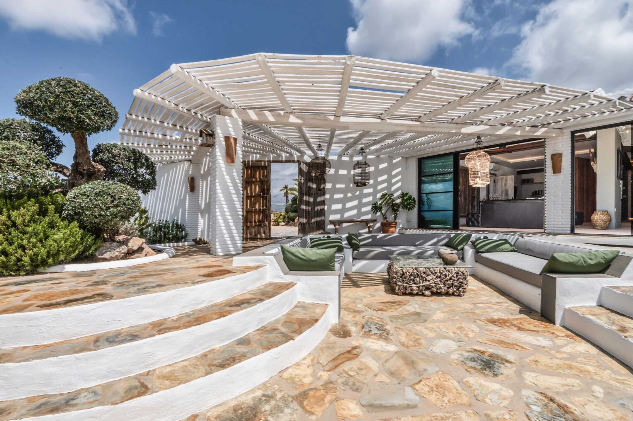 Villa Acacia