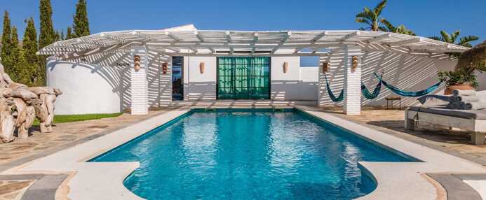 Villa Acacia