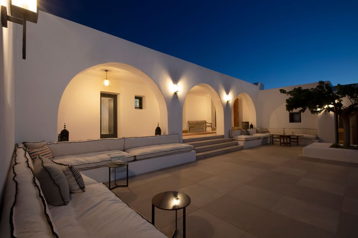 Villa Ione