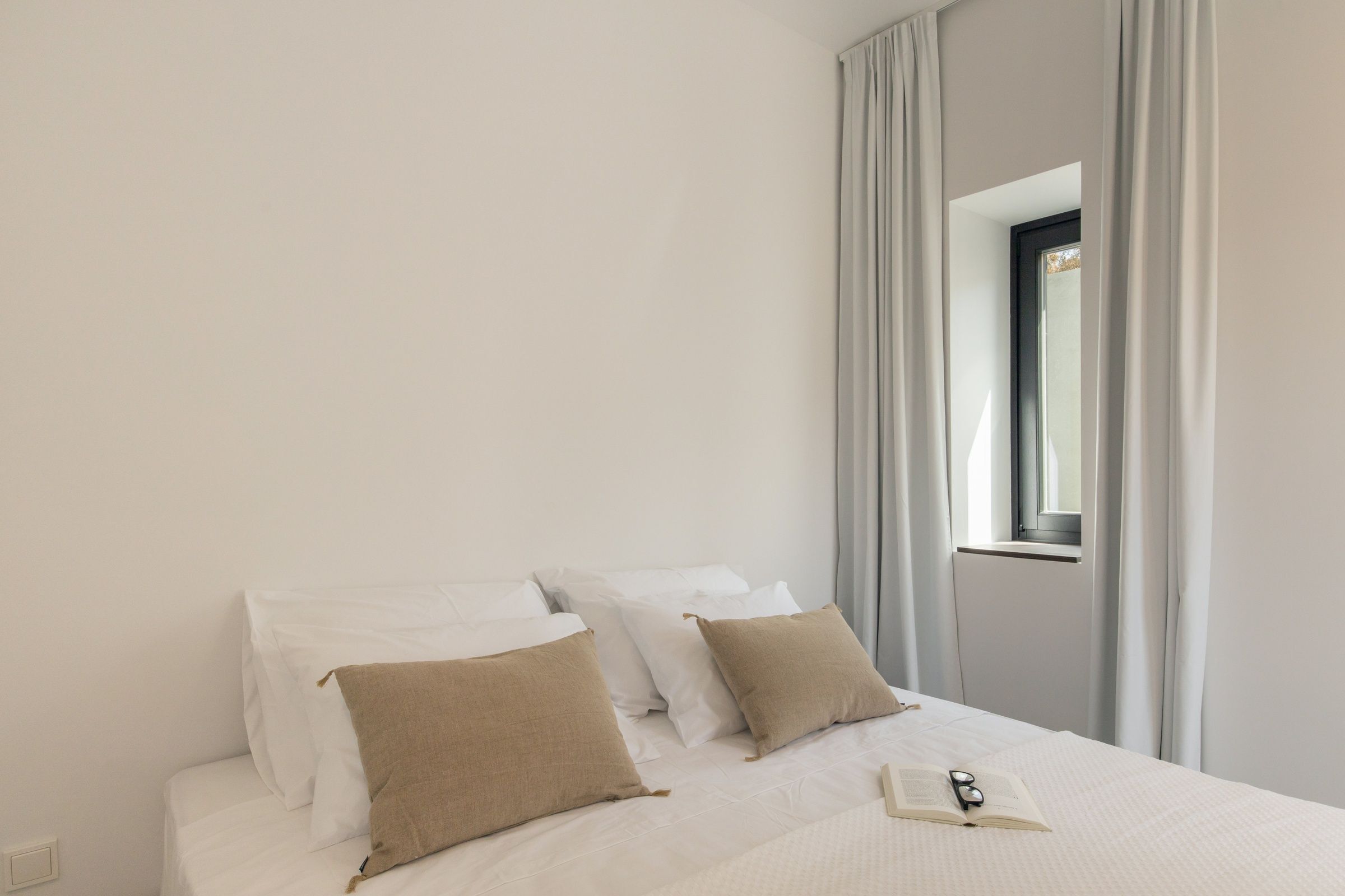 Bedroom 2 / Guest House 1