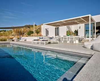 Villa Leukos