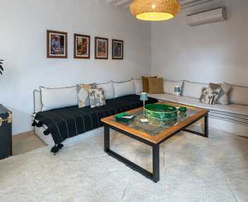 Riad Campbells