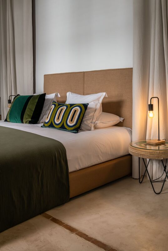 Riad Campbells
