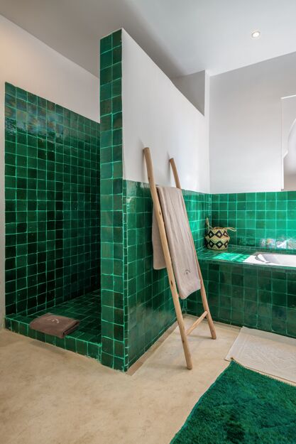 Riad Campbells