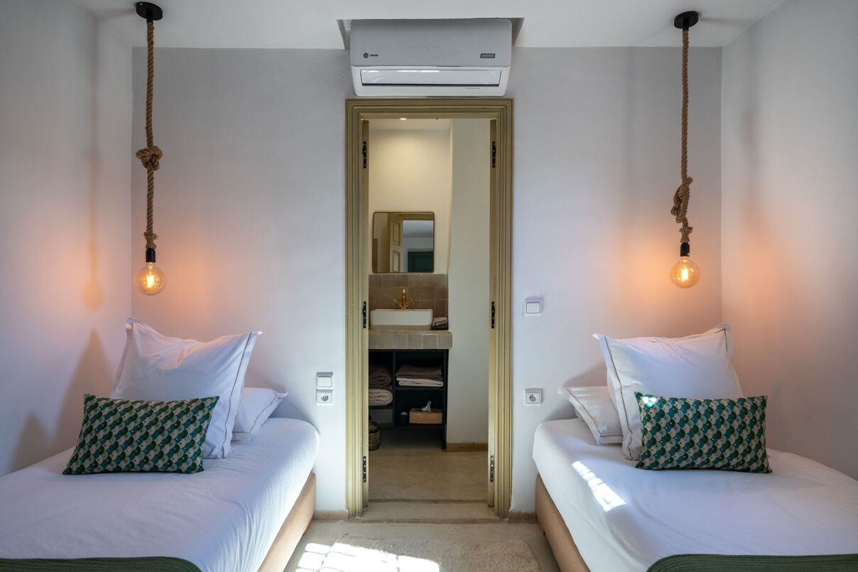 Riad Campbells