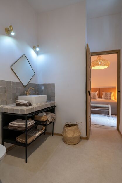 Riad Campbells