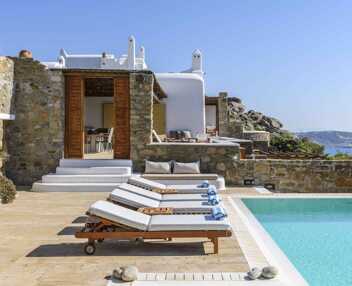 Villa Roberts