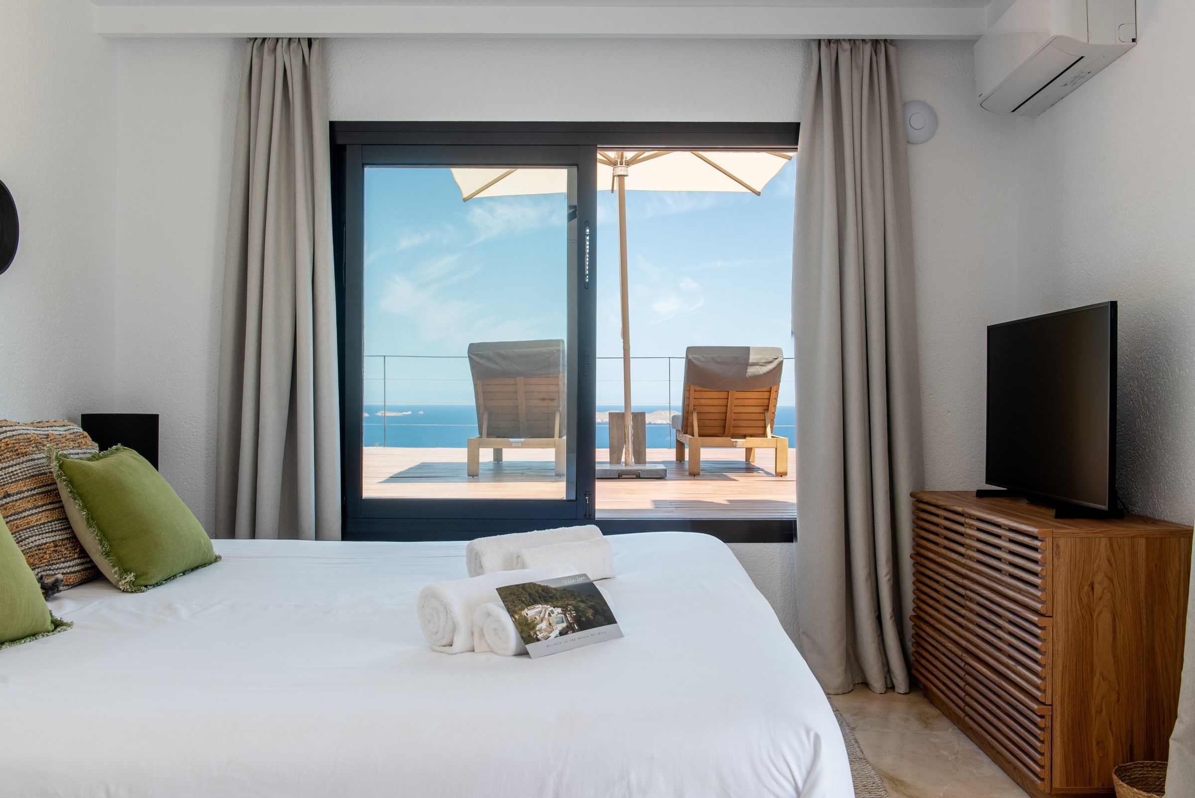 Chambre 3 Amor (accès piscine)