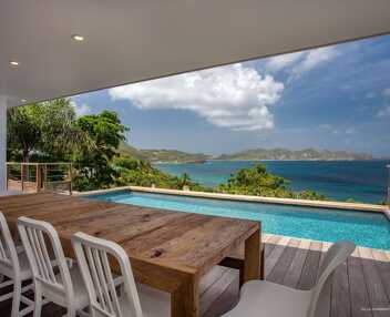 Villa Summertime
