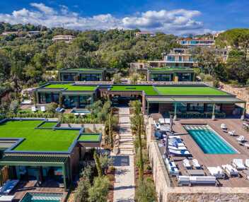 Azzu Resort