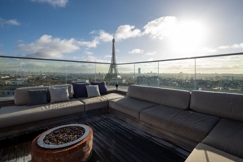 Rooftop Eiffel