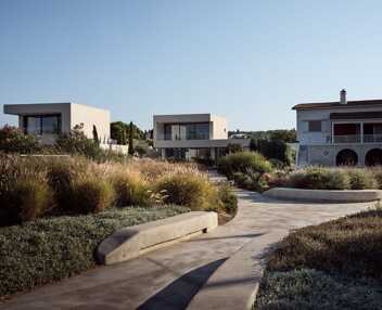 Renaya Estate