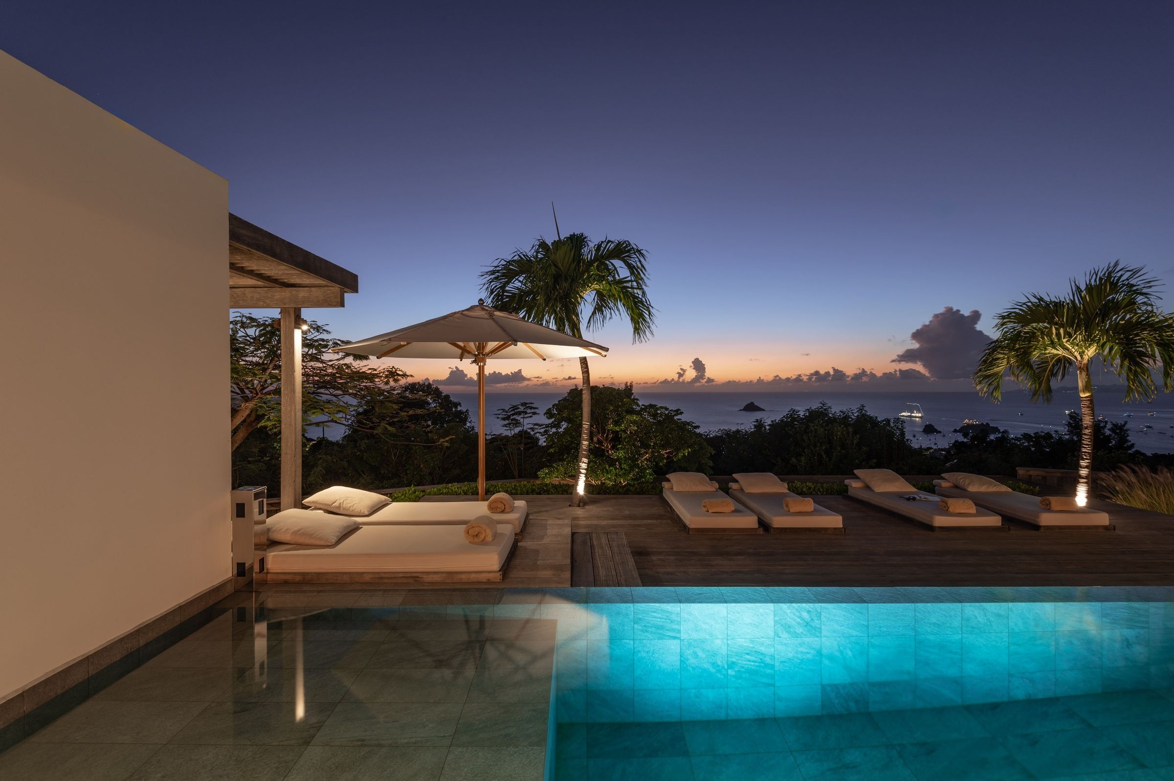 Villa Floating Garden