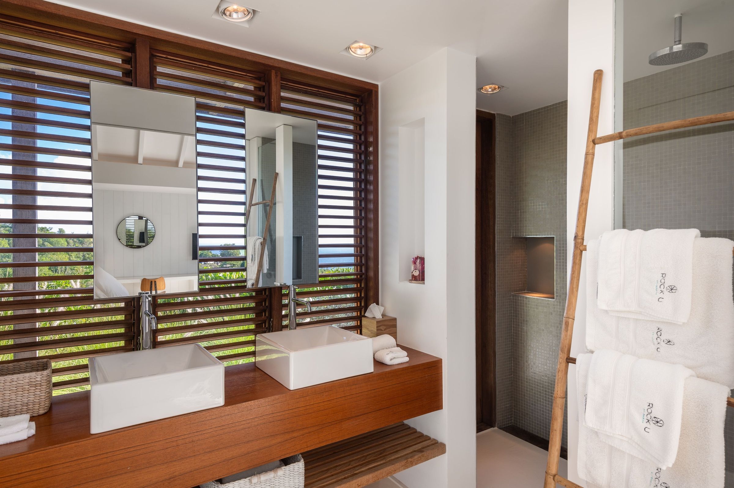 Villa Floating Garden