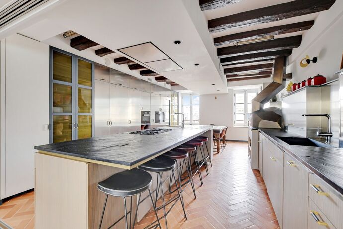 Penthouse Bastille