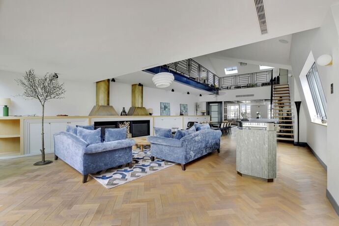 Penthouse Bastille