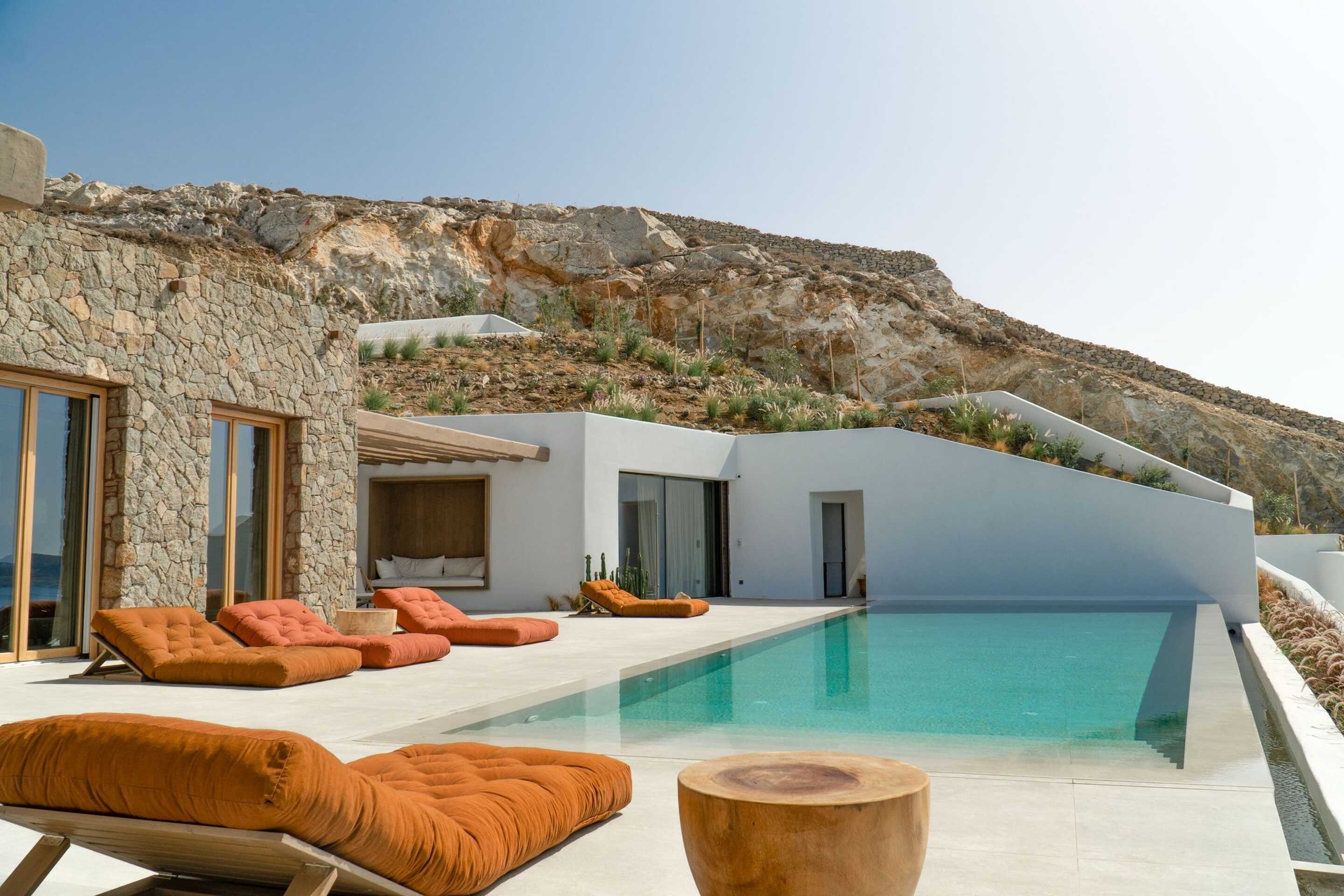 Villa Charisma