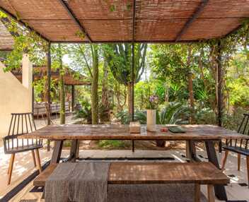Villa Ember