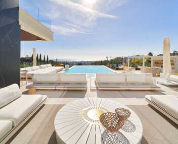 Villa Theia