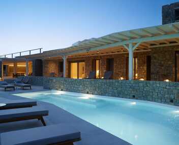 Villa Tayla