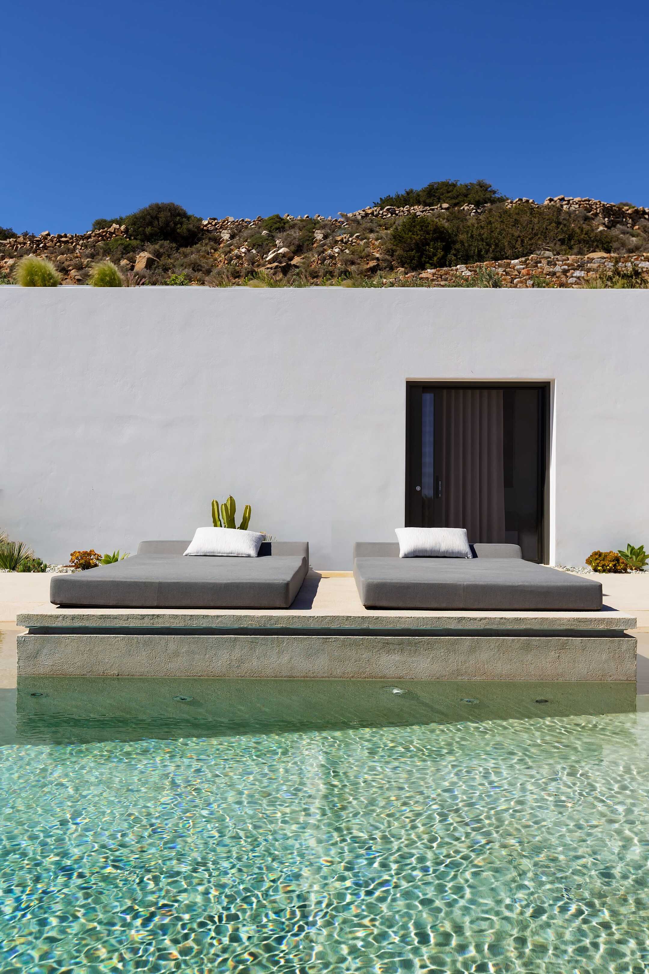 Nadora Estate