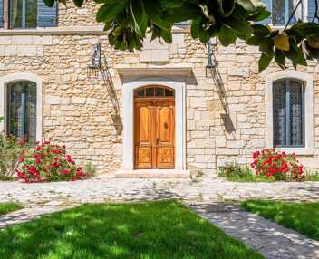 Bastide des Alpilles