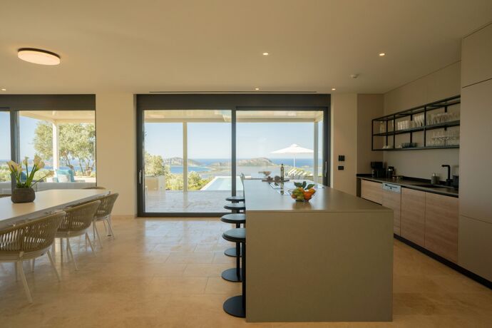 Villa Obsidian
