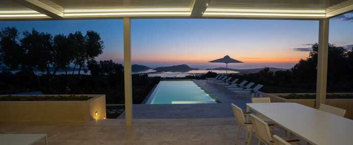 Villa Obsidian