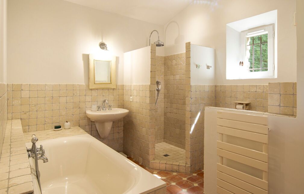 Mas de la Rose Blanche