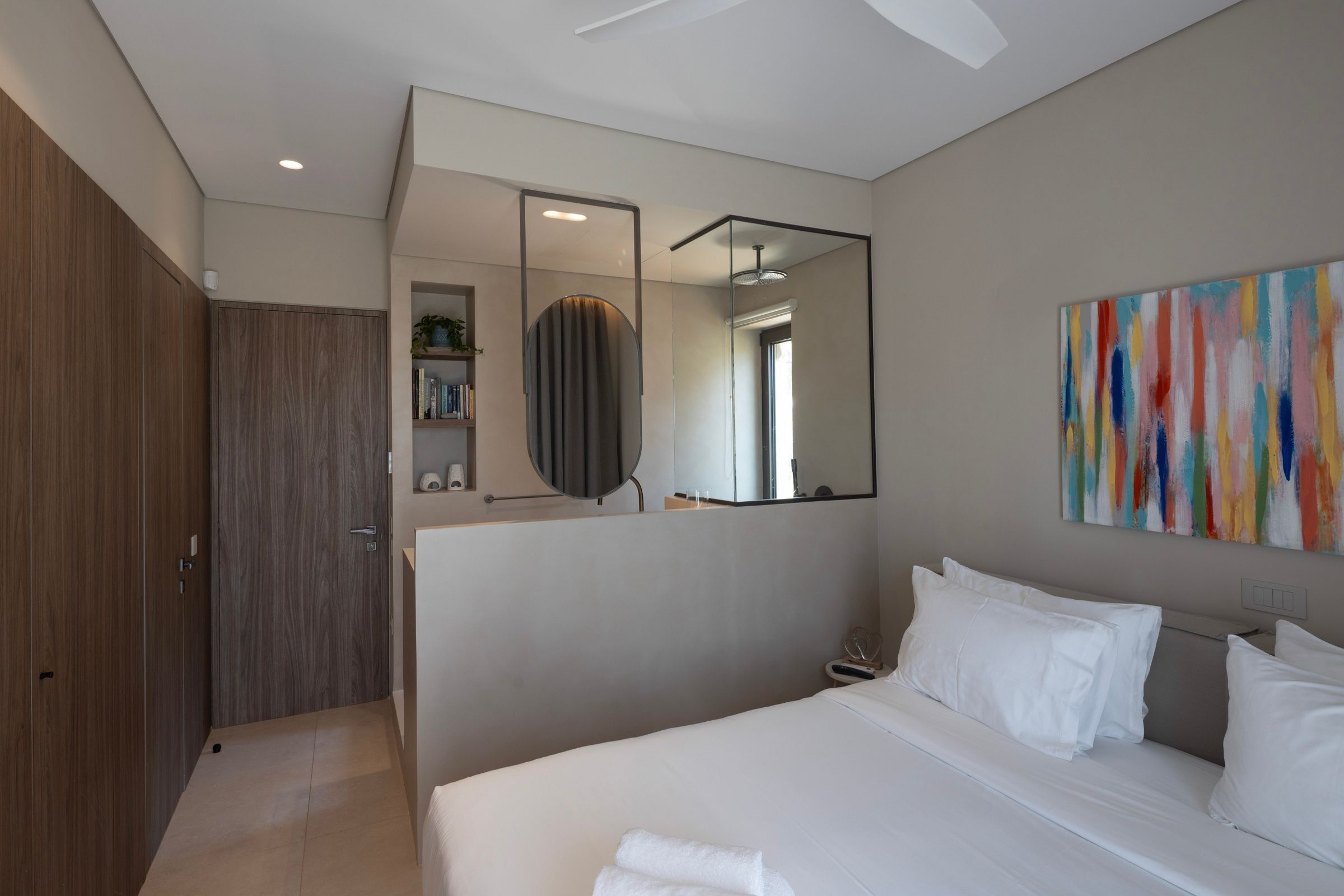 Bedroom 4 - Mainhouse