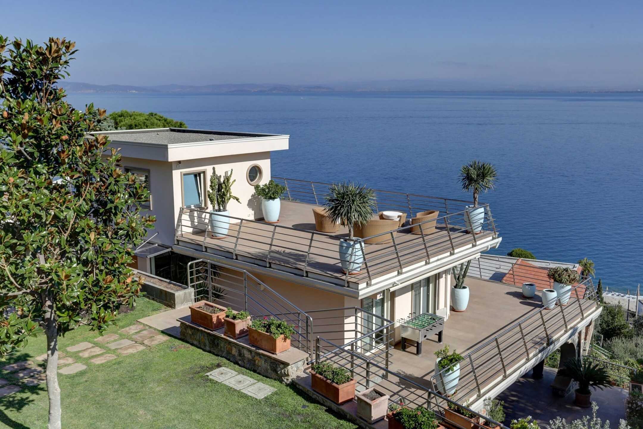 Villa dei Fari