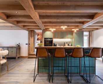 Chalet Caribou