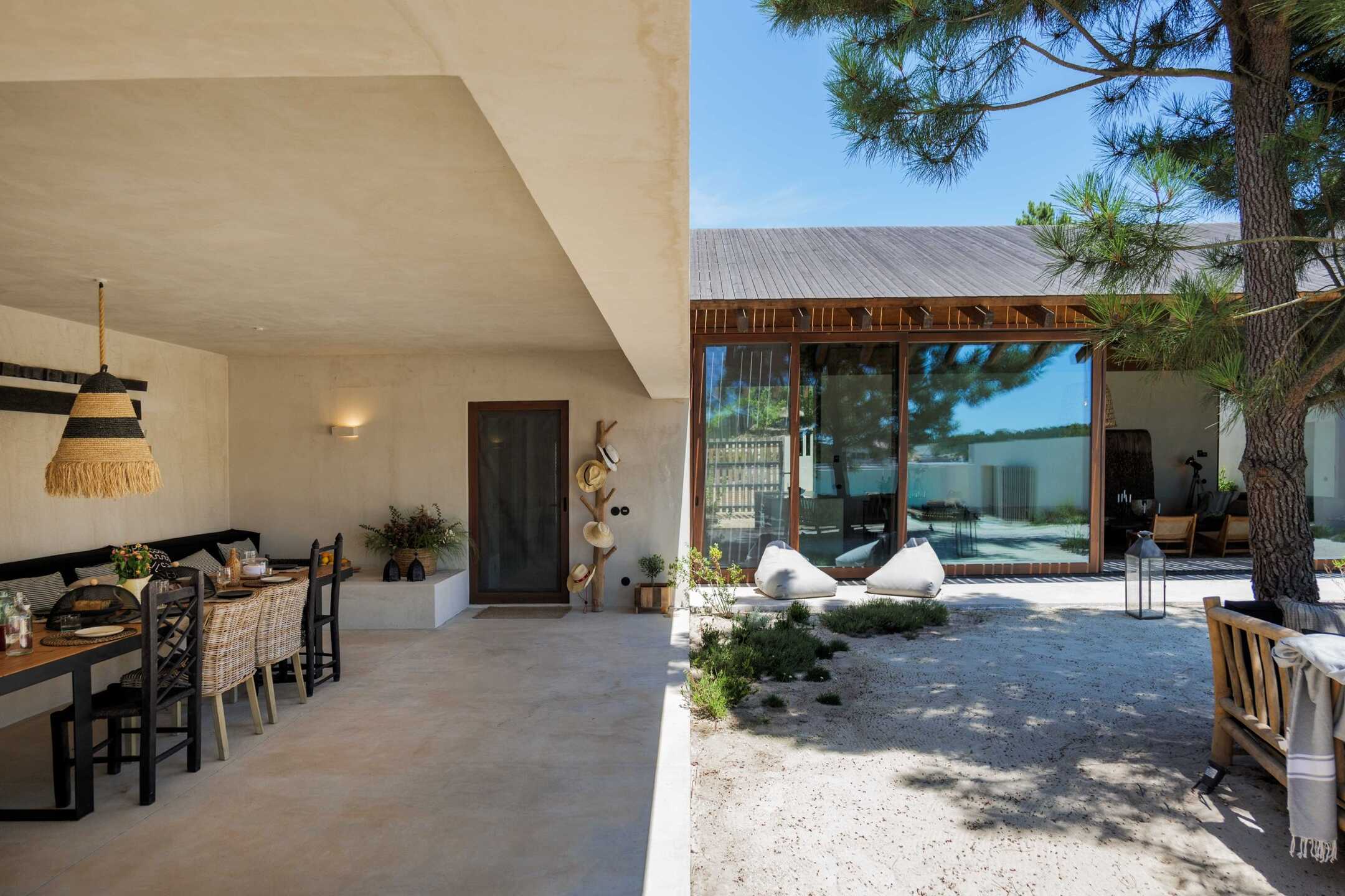 Villa Sandstone