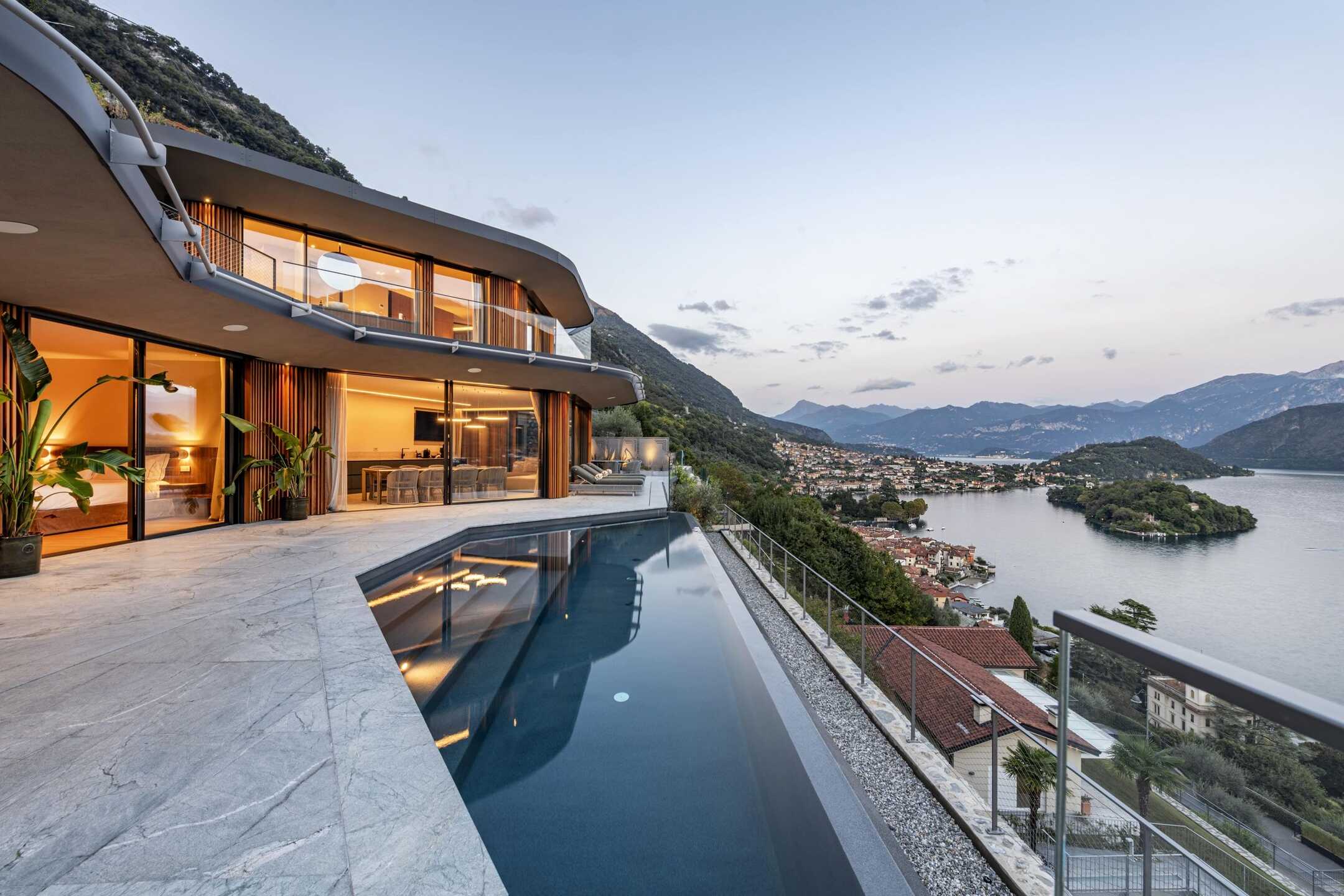 Villa Miralago