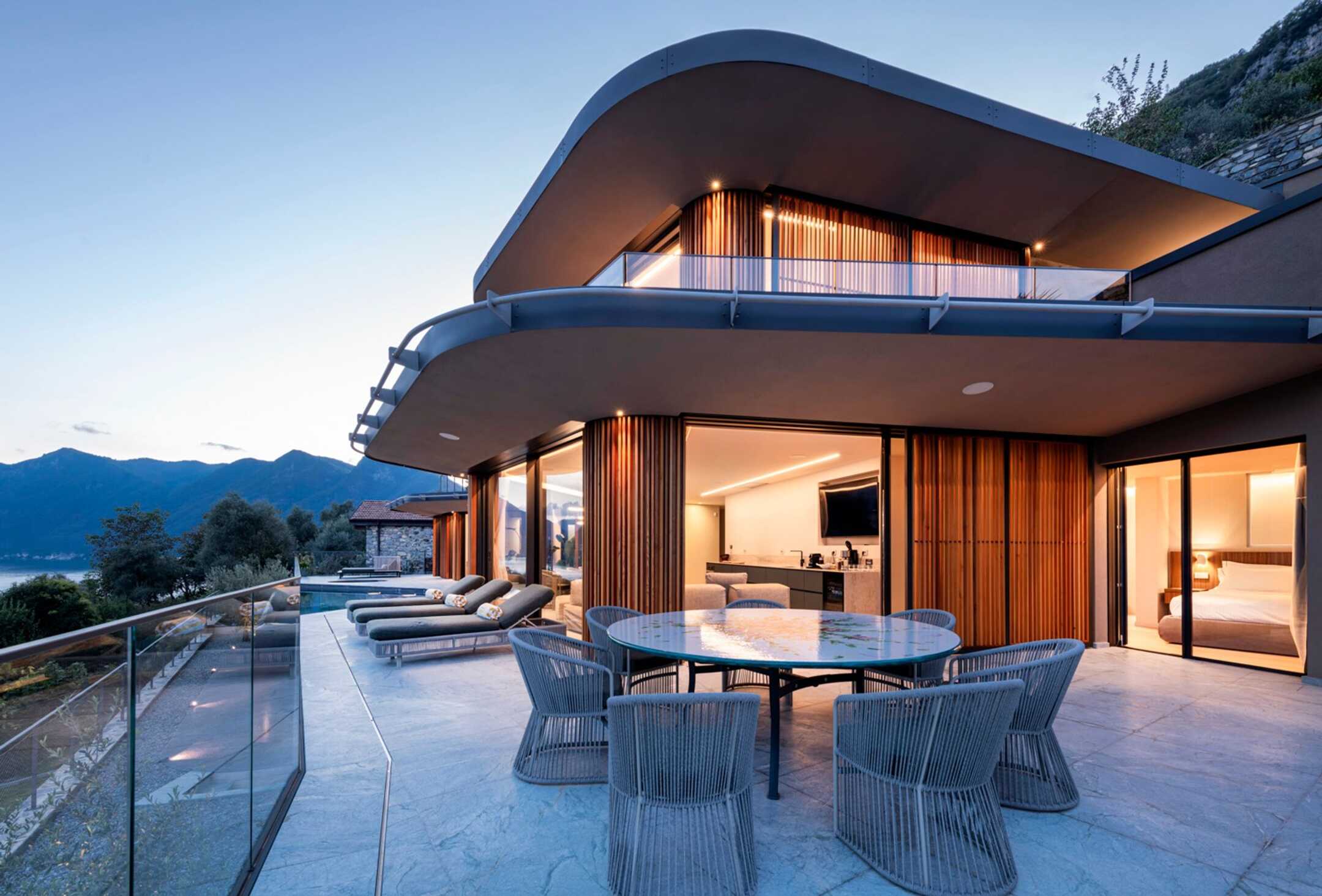 Villa Miralago