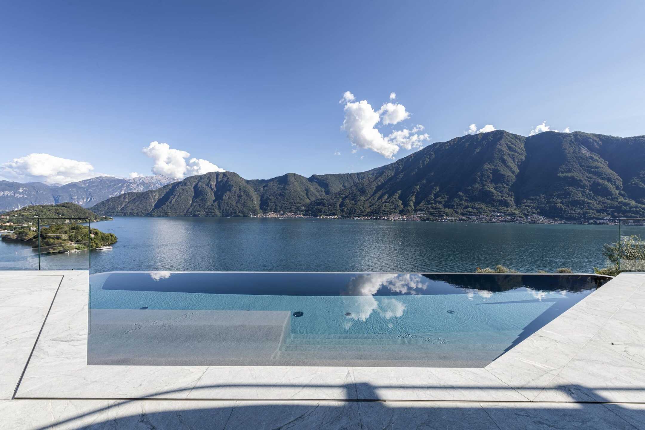 Villa Miralago