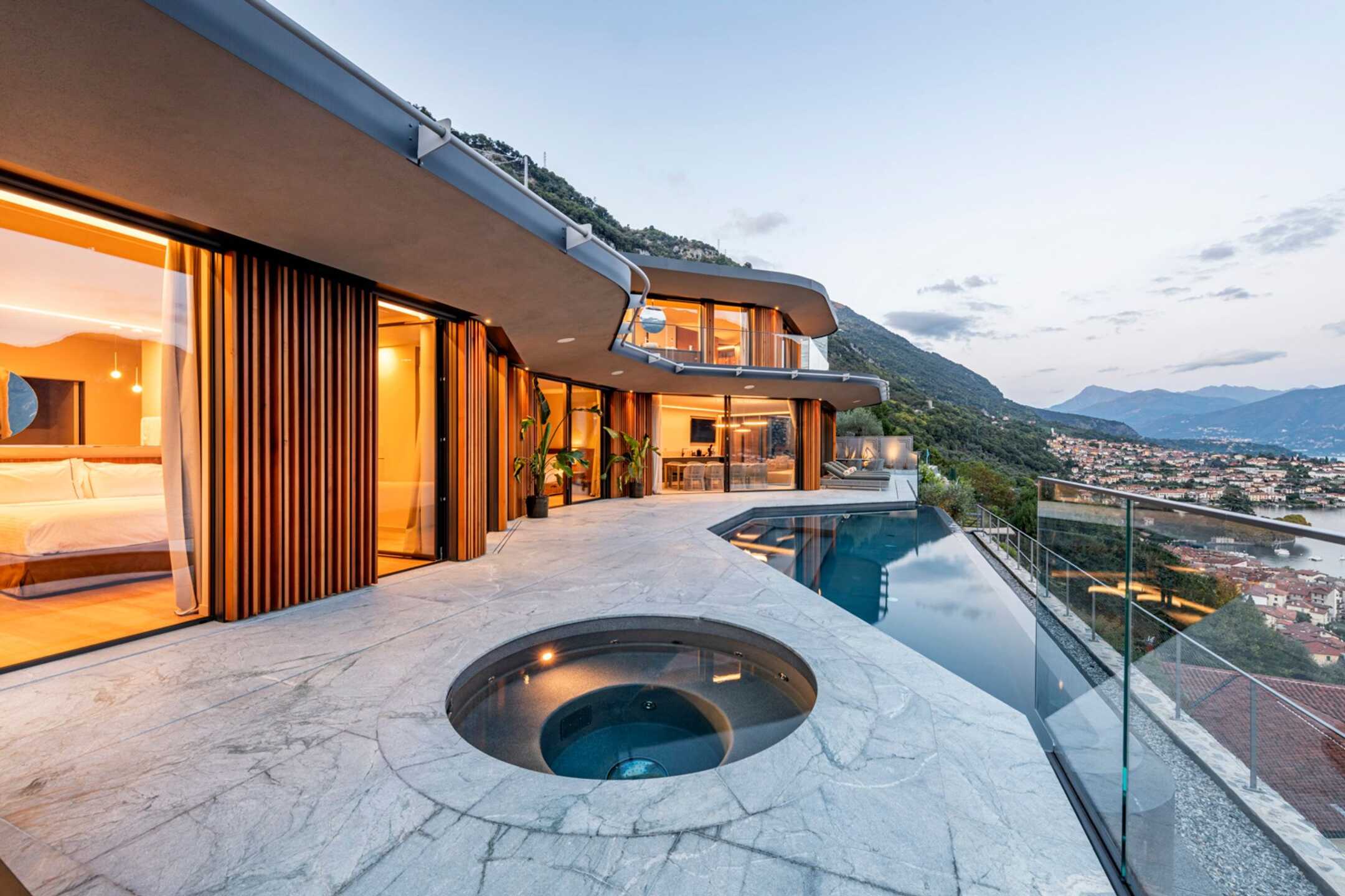 Villa Miralago