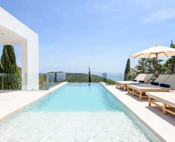 Villa Infinite