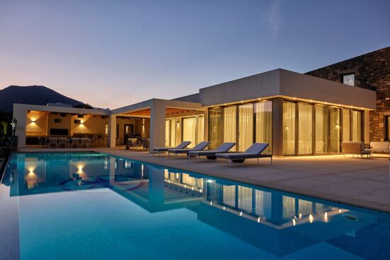 Villa Almyra
