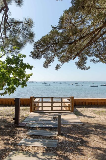 Villa de la Pointe aux Chevaux