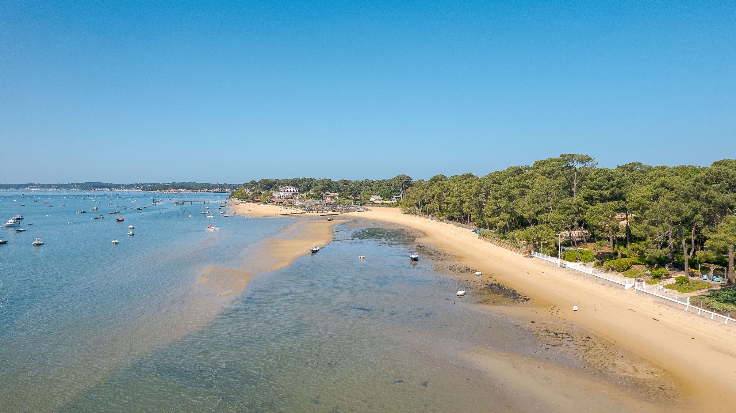 Villa de la Pointe aux Chevaux