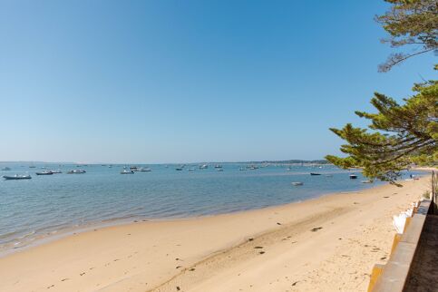 Villa de la Pointe aux Chevaux