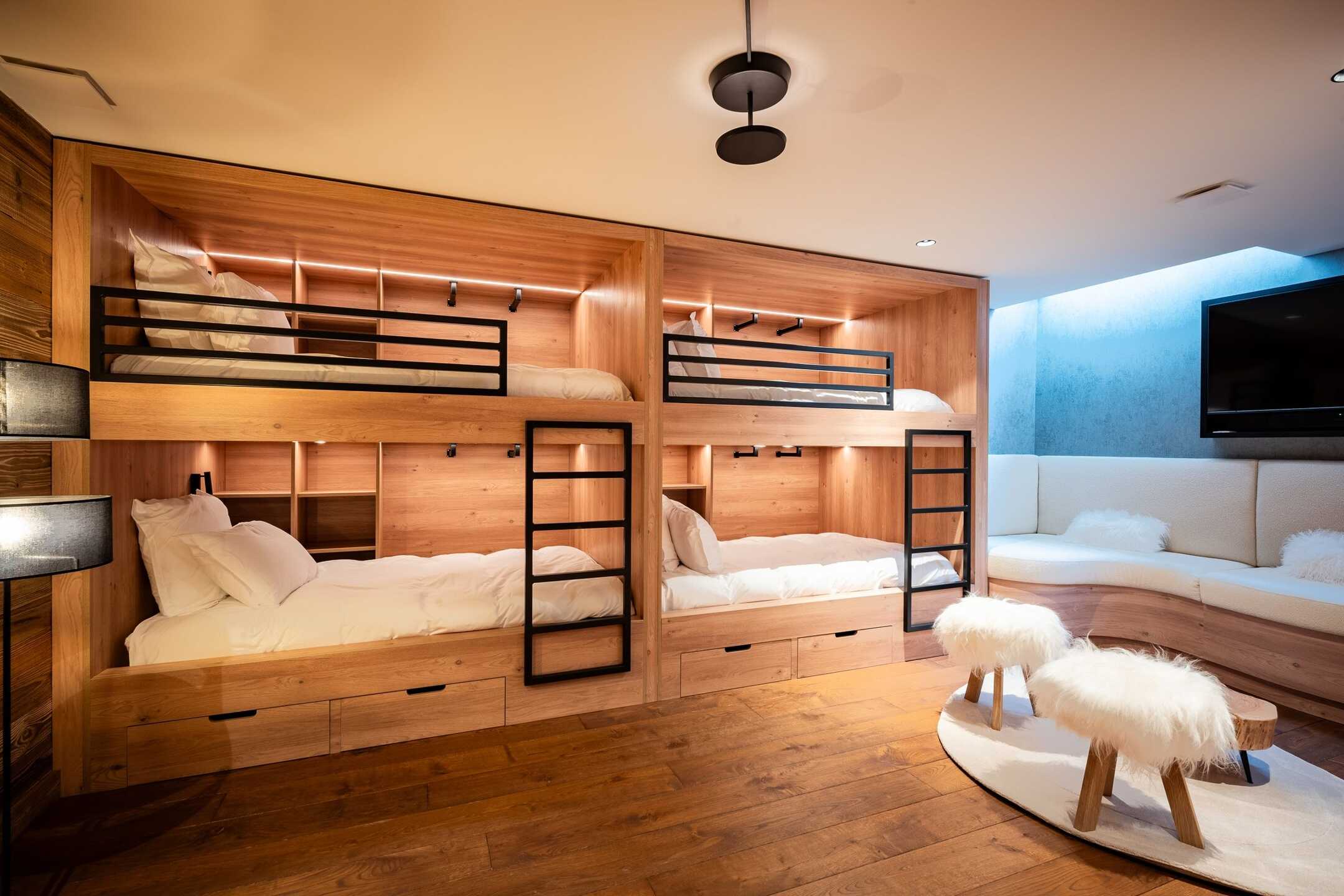 Chalet Vantage