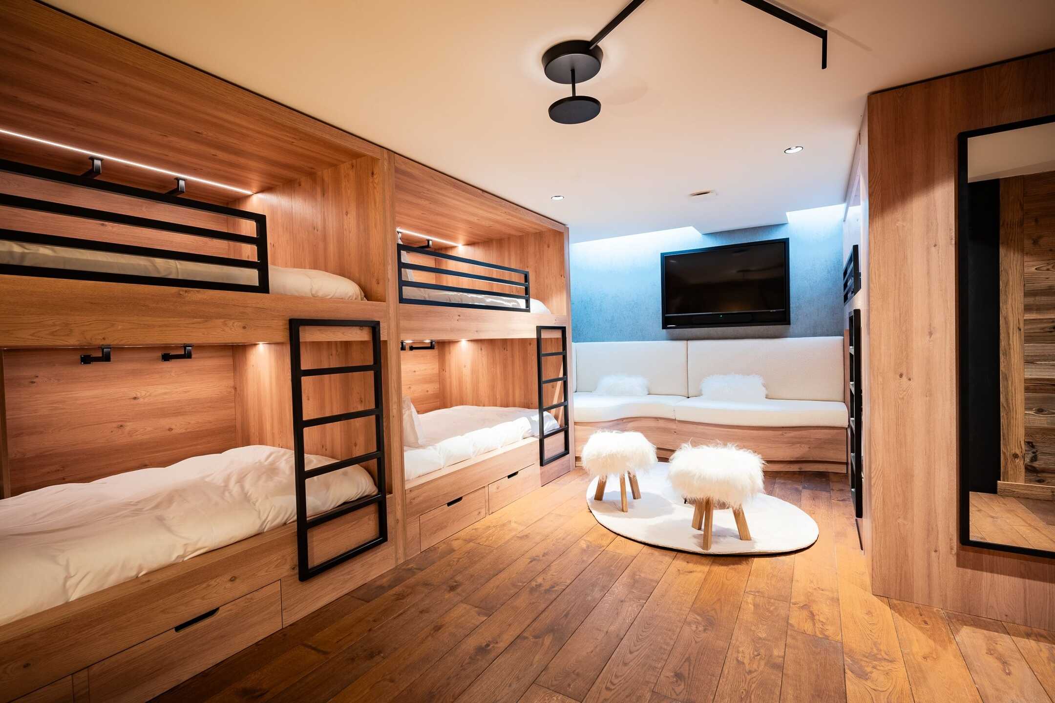 Chalet Vantage