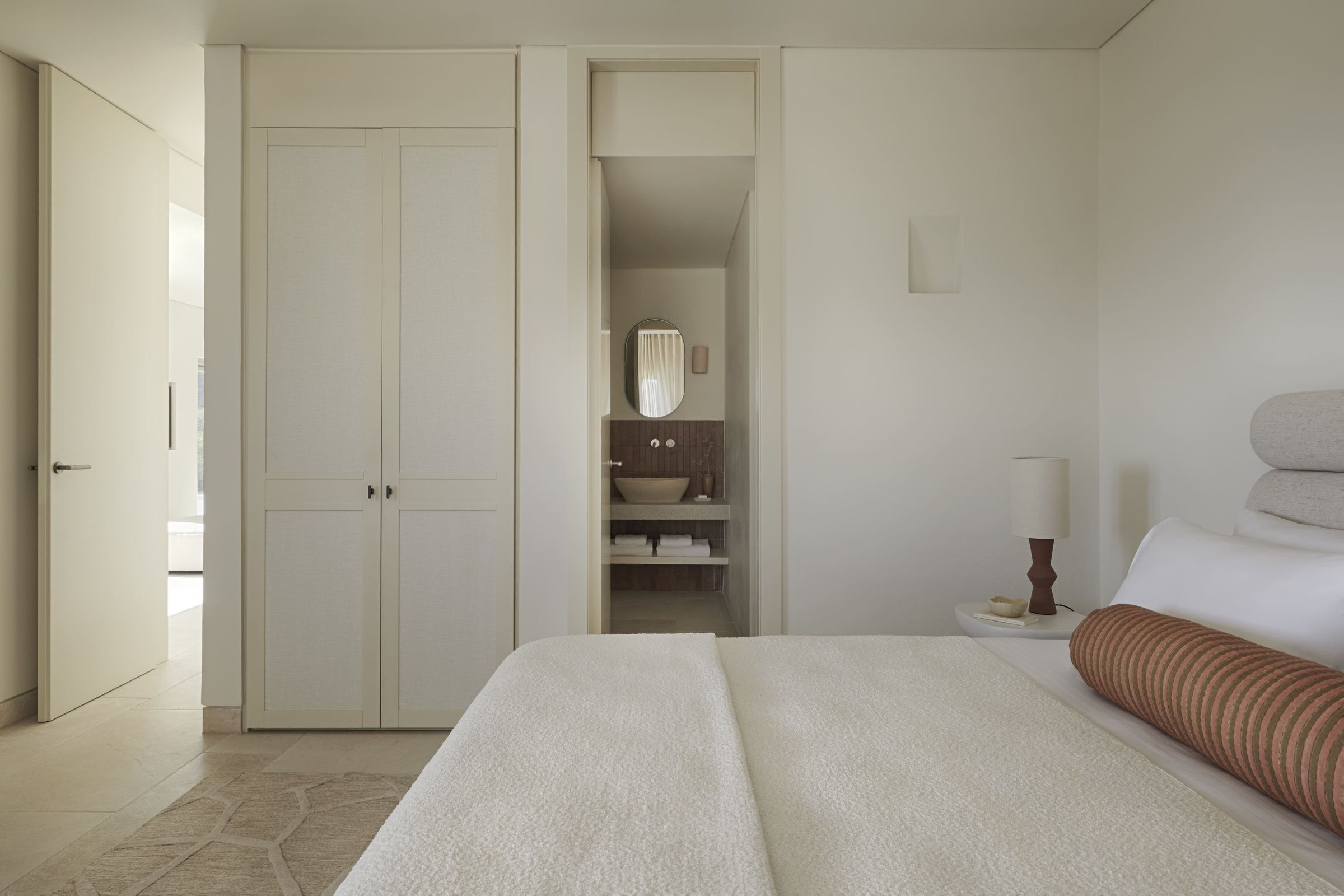 Bedroom 1 - Lower Villa