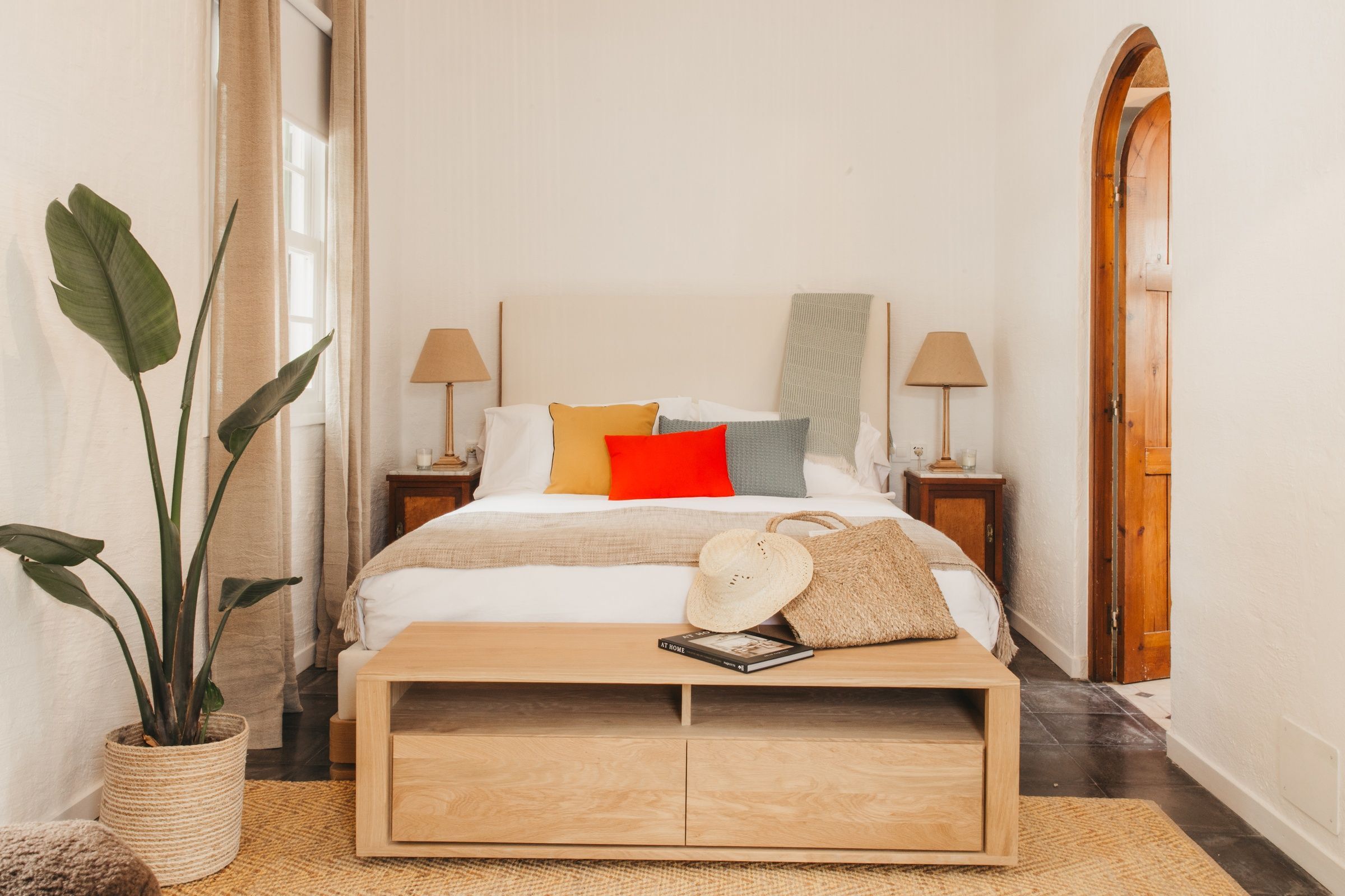 Bedroom 6 - external access