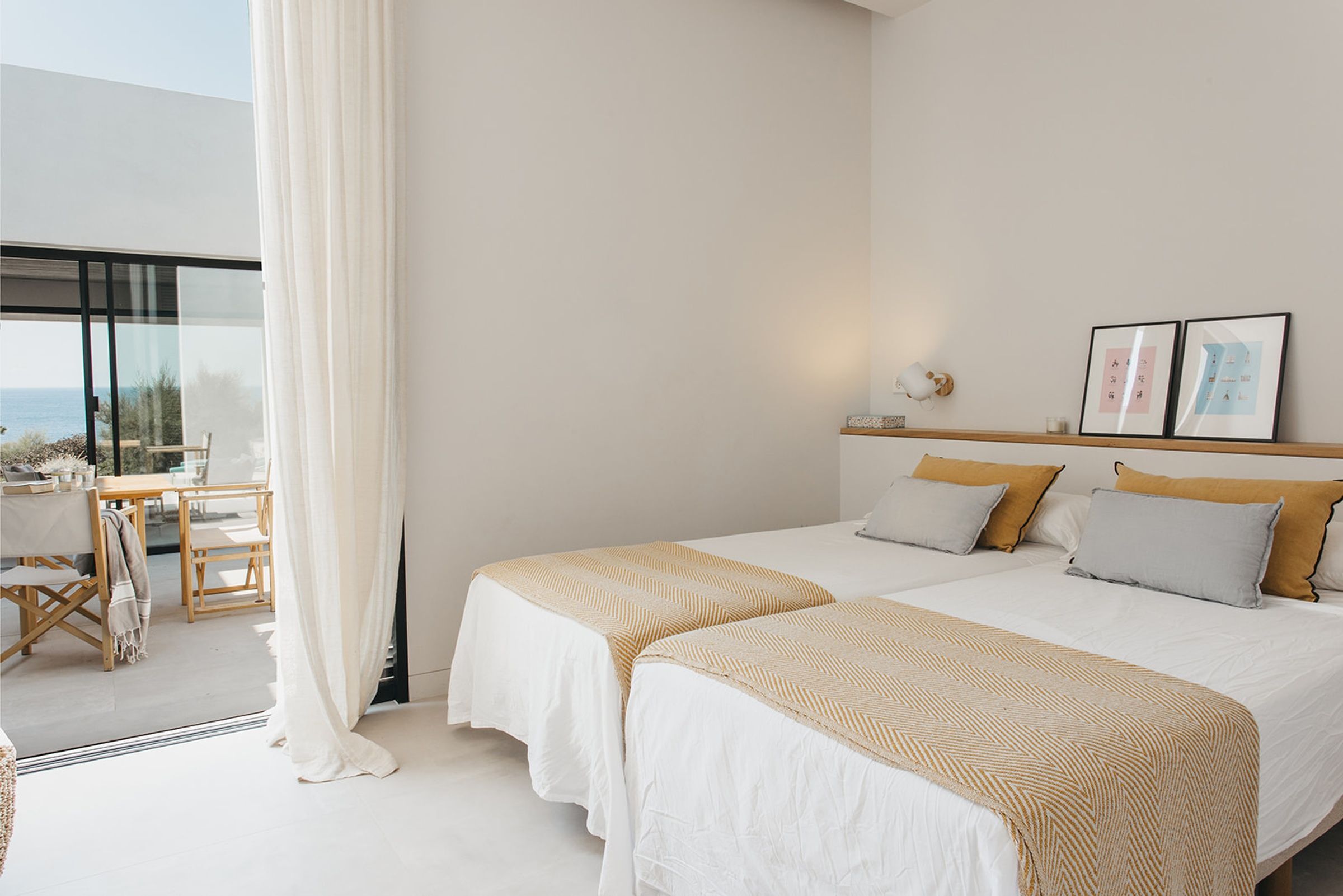 Bedroom 4 - access to the indoor terrace