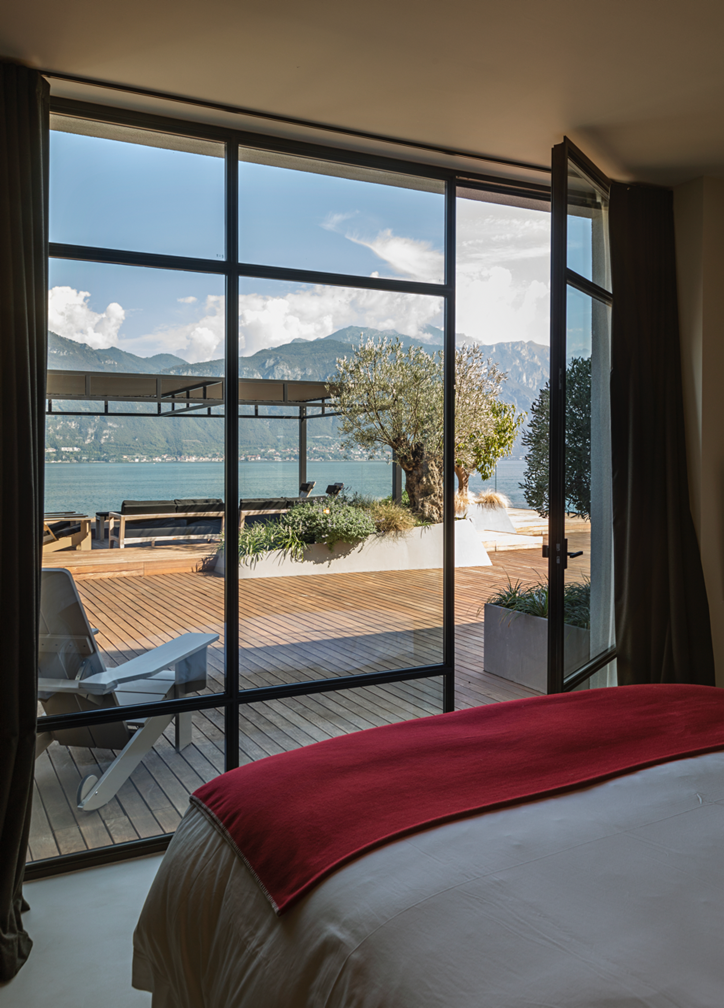 Bedroom 4 - Access to the terrace