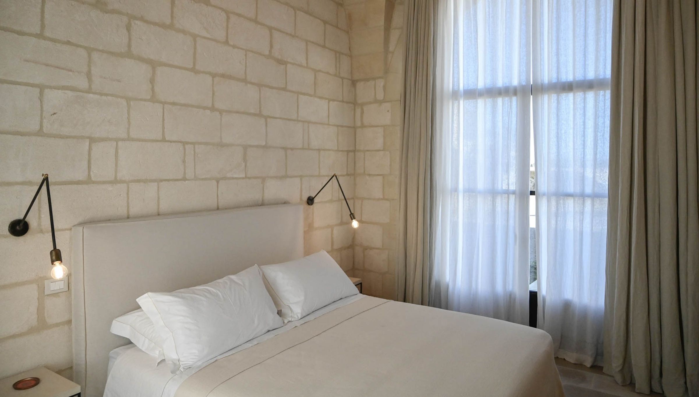 Chambre 6 - Accès au jardin