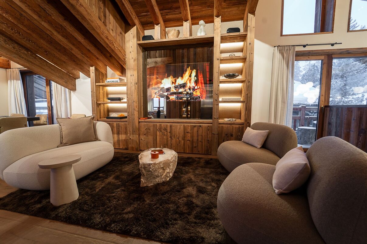 Chalet Moon